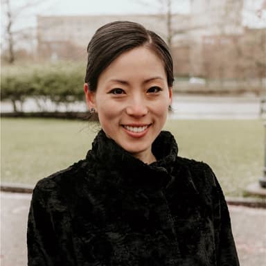 Dr. Liz Kwo
